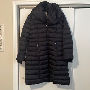 Beautiful winter puffer jacket!